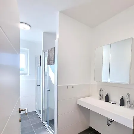 Guest house Ringrooms - Self Check-in *